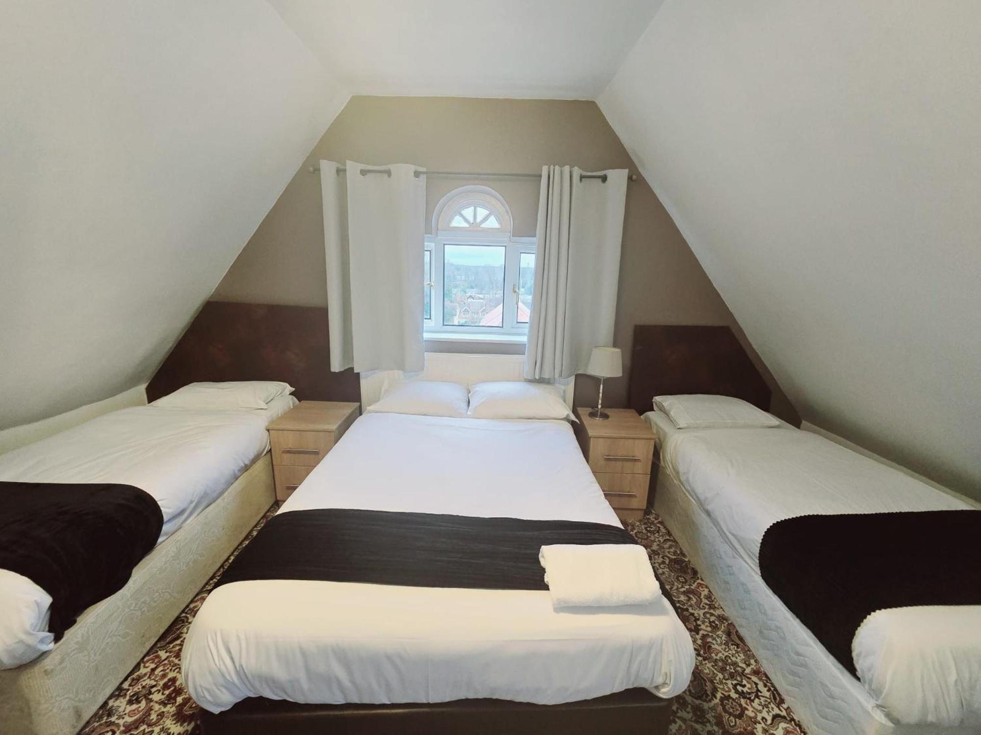 Kingswood Hotel Мейденгед Екстер'єр фото